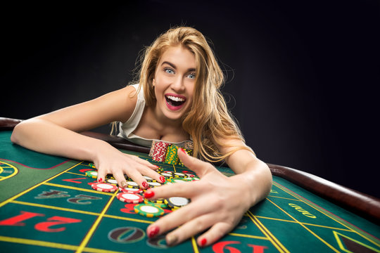 Bandar Slot: Digital Gambling Culture, SEO Growth, and Online Behavior Patterns