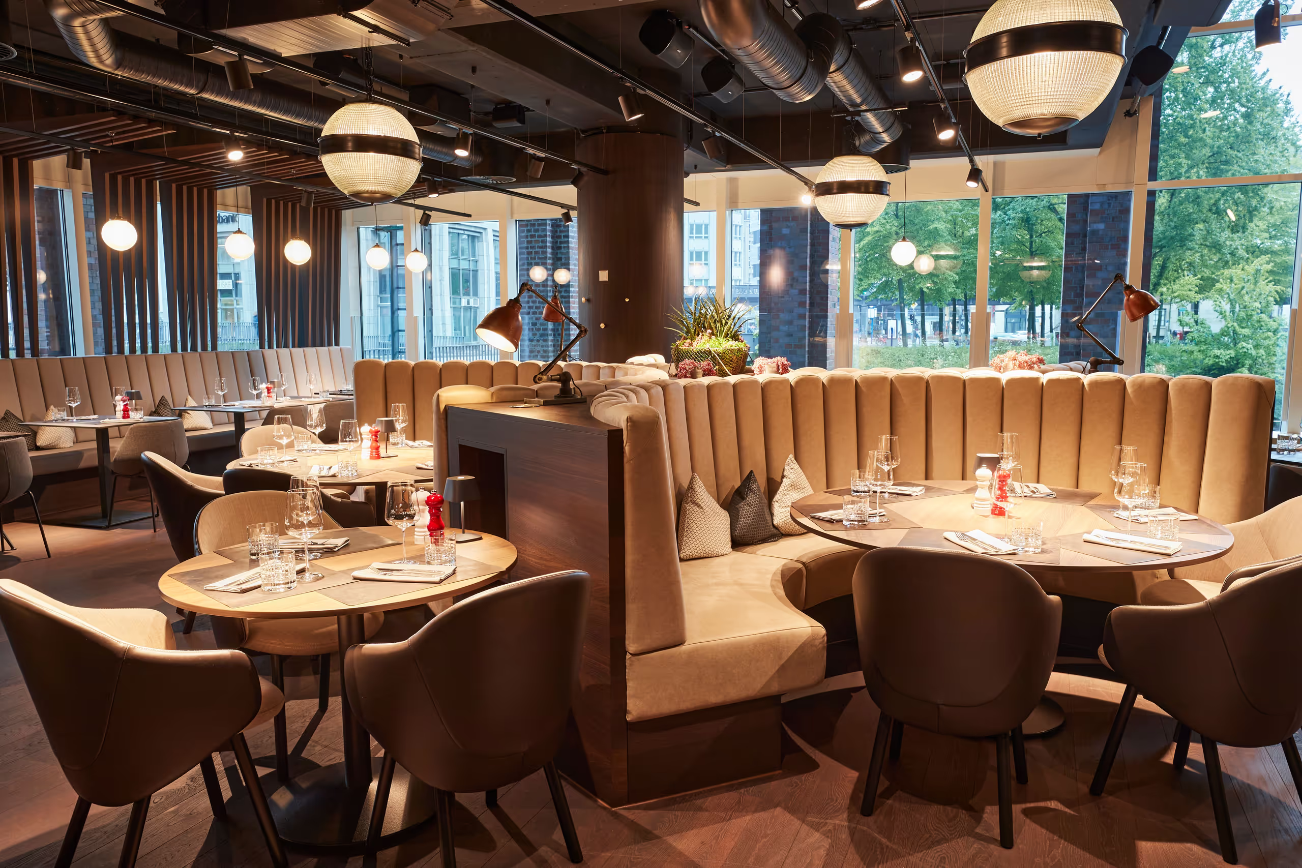 How Restaurants Are Redefining Dining Experiences